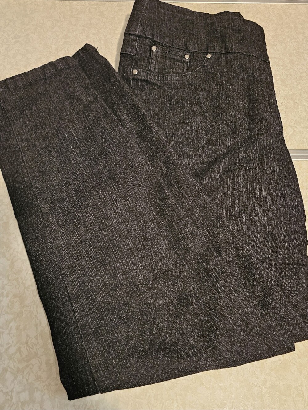 Ladys Ruby Rd Petite  Black Wash Pull-On Jeans Pants Sz. 6P